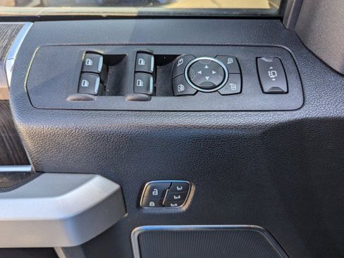 Used 2021 Ford F250 Lariat AWD/4WD image 11