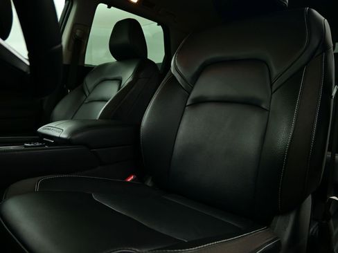 Used 2024 Nissan Pathfinder SL image 57