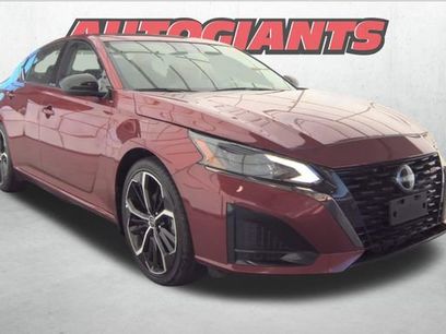 Used 2023 Nissan Altima 2.5 SR w/ SR Premium Package
