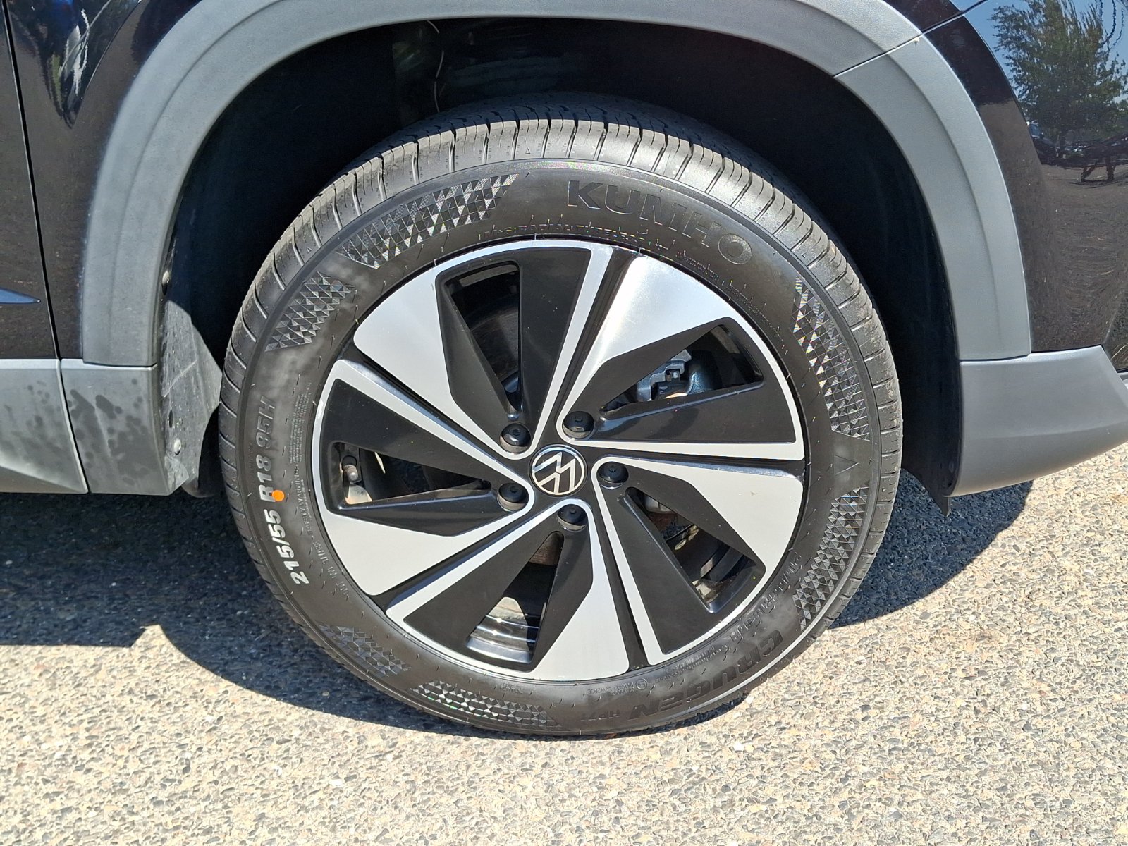 Certified 2024 Volkswagen Taos SE AWD/4WD image 8