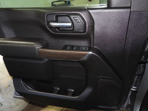 Used 2021 Chevrolet Silverado 1500 RST w/ Z71 Off-Road Package image 26