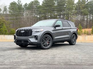 New 2026 Ford Explorer ST-Line w/ ST-Line Street Pack video 1