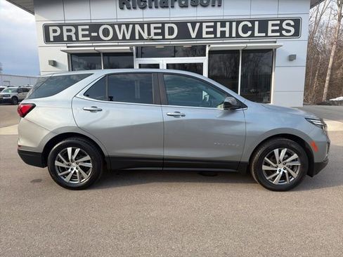 Certified 2024 Chevrolet Equinox LT w/ LPO, Floor Liner Package FWD image 2
