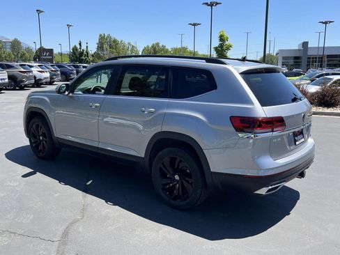 Used 2023 Volkswagen Atlas SE AWD/4WD image 11