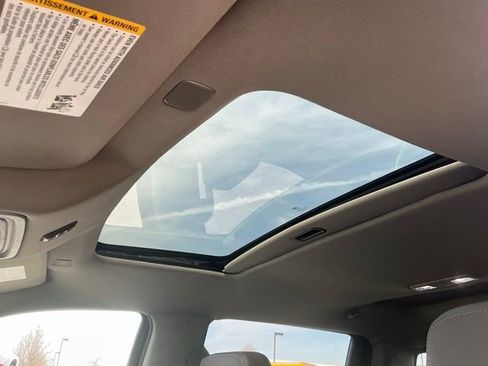 Used 2020 Chevrolet Silverado 1500 LTZ w/ Technology Package image 30