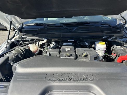 Used 2023 RAM 3500 Tradesman image 27