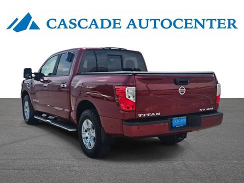 Used 2017 Nissan Titan SV AWD/4WD image 5