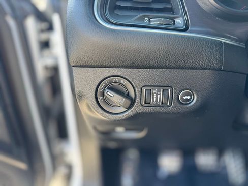 Used 2016 Dodge Challenger R/T w/ Blacktop Package image 27