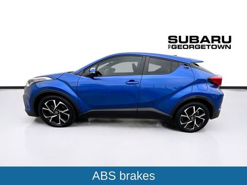 Used 2018 Toyota C-HR XLE FWD image 4