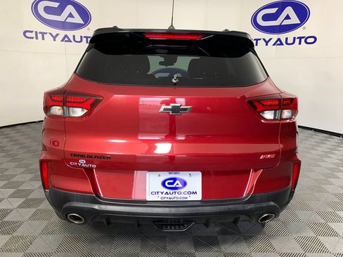 Used 2021 Chevrolet TrailBlazer RS FWD image 4
