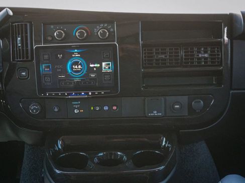 Used 2023 GMC Savana 2500 Extended image 13