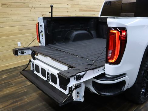 Used 2019 GMC Sierra 1500 AT4 w/ AT4 Premium Package AWD/4WD image 34