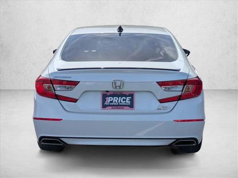Used 2022 Honda Accord Sport image 6