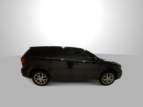 Used 2019 Dodge Journey GT image 9