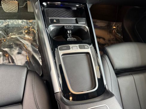 Certified 2024 Mercedes-Benz GLB 250 image 14