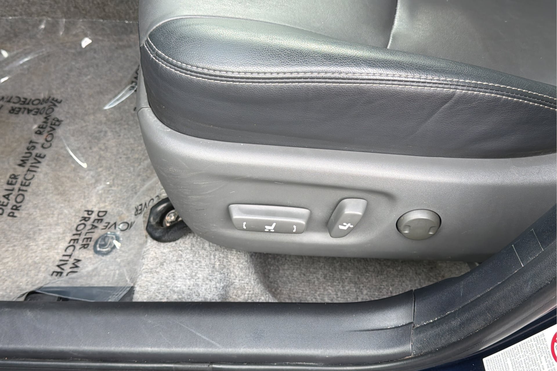 Used 2015 Toyota Prius Four FWD image 19