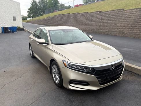 Used 2018 Honda Accord LX image 1