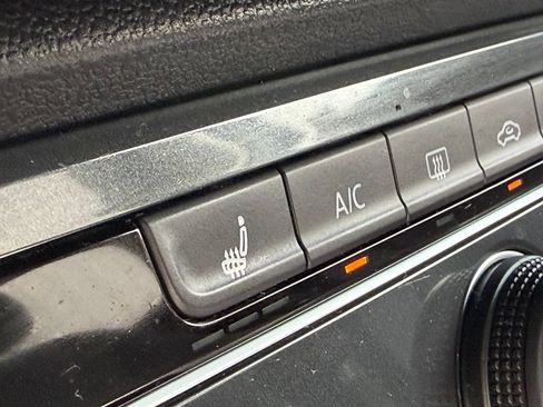 Used 2022 Volkswagen Tiguan S AWD/4WD image 13