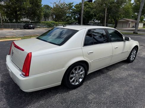 Used 2008 Cadillac DTS FWD image 4