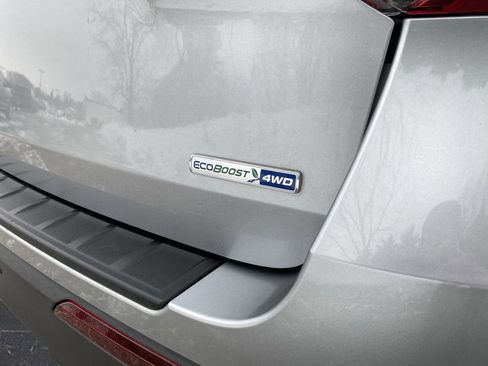 Used 2020 Ford Explorer XLT image 39