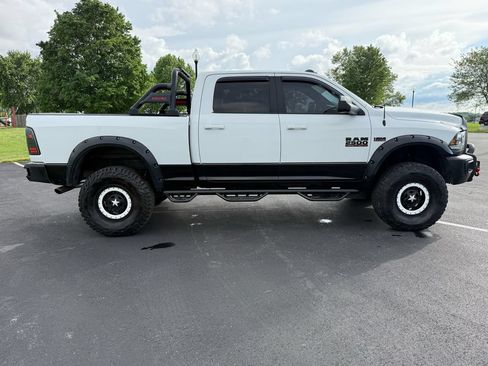Used 2017 RAM 2500 Power Wagon w/ Luxury Group AWD/4WD image 4
