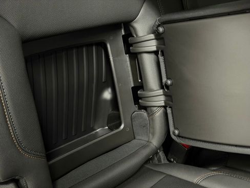 Certified 2023 GMC Sierra 1500 AT4 w/ AT4 Preferred Package image 20