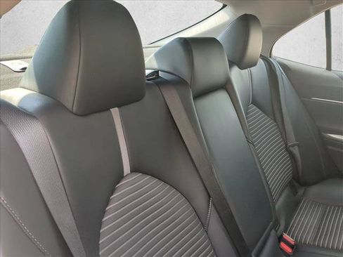 Used 2023 Toyota Camry SE FWD image 16
