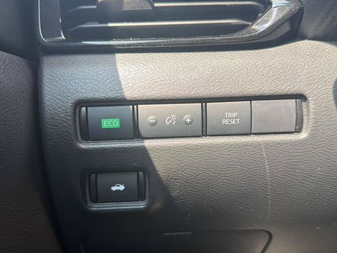 Used 2024 Nissan Sentra SV w/ All-Weather Package FWD image 17