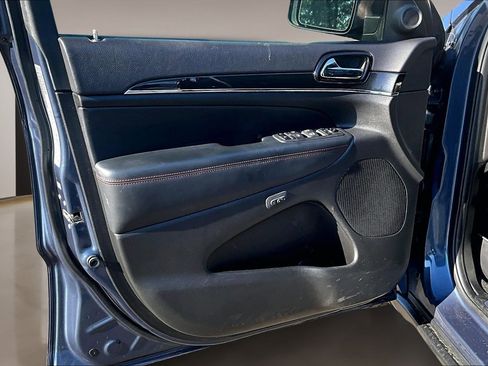 Used 2021 Jeep Grand Cherokee Trailhawk w/ Trailhawk Luxury Group image 20