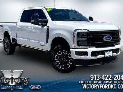 Used 2025 Ford F350 Platinum w/ FX4 Off-Road Package