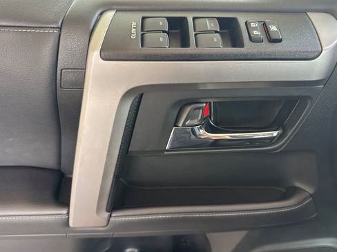 Used 2022 Toyota 4Runner SR5 RWD image 13