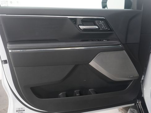 Used 2025 GMC Sierra EV Denali image 23