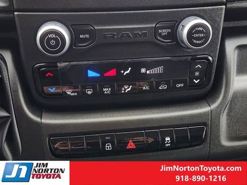 Used 2024 RAM ProMaster 3500 w/ Convenience Group image 21