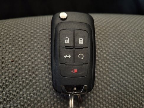 Used 2015 Chevrolet Cruze LT FWD image 32
