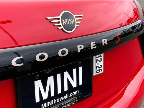 Certified 2025 MINI Cooper S FWD image 9