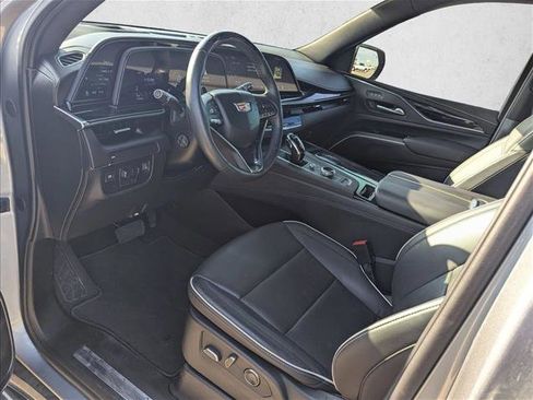 Certified 2024 Cadillac Escalade Sport w/ LPO, ONYX Package image 9