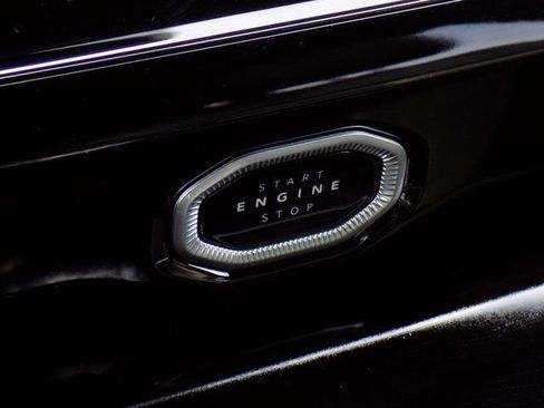 New 2026 Jeep Grand Cherokee Limited w/ Limited Altitude Package RWD image 33