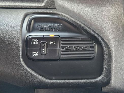 Used 2024 RAM 2500 Tradesman w/ Chrome Appearance Group AWD/4WD image 25