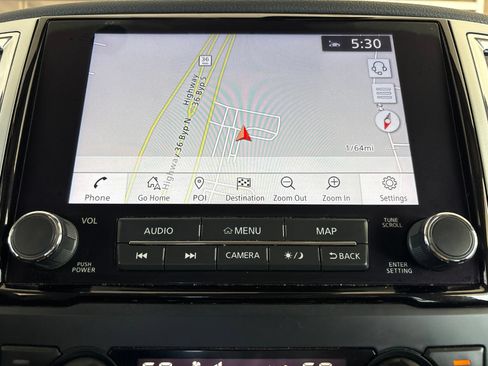 Used 2021 Nissan Titan SV w/ SV Convenience Package RWD image 16