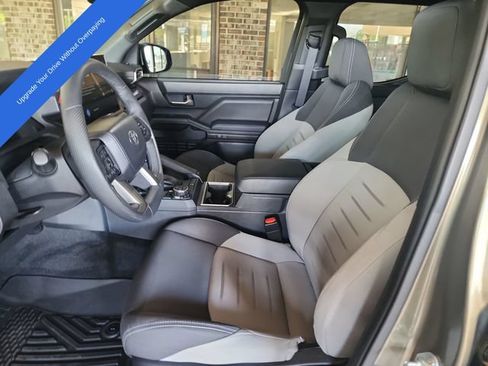 Used 2024 Toyota Tacoma TRD Off-Road AWD/4WD image 12