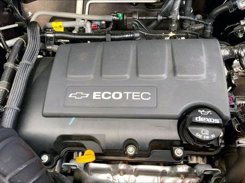 Used 2019 Chevrolet Trax Premier image 31