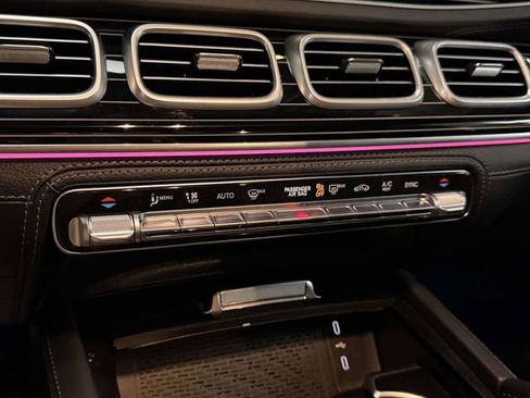 Certified 2025 Mercedes-Benz GLS 450 4MATIC image 29