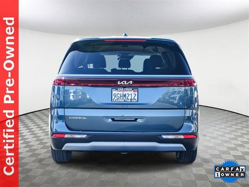 Certified 2024 Kia Carnival EX image 7