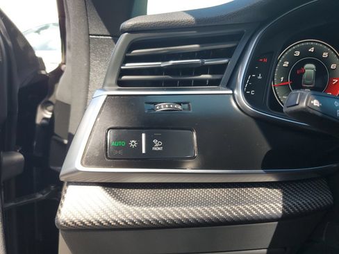 Used 2024 Audi SQ8 Premium Plus AWD/4WD image 28