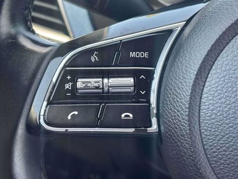 Used 2021 Kia Seltos S FWD image 11