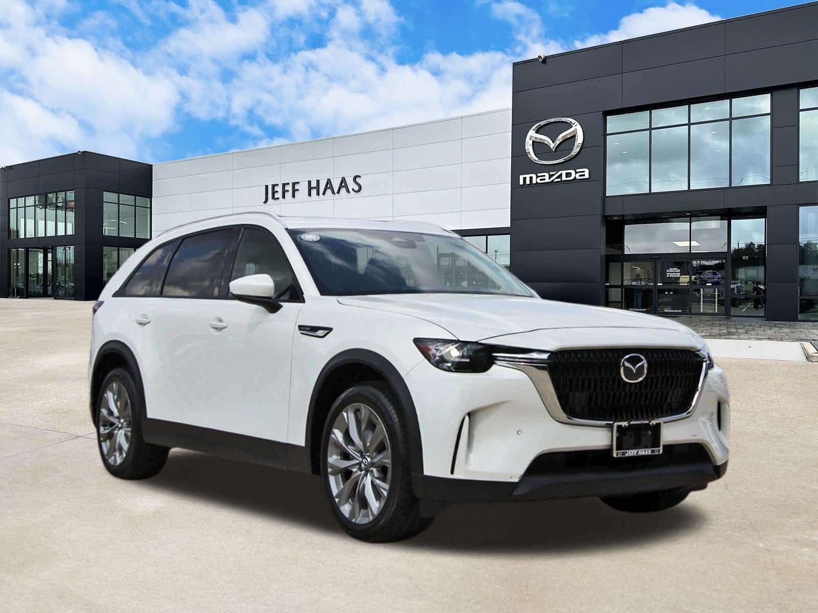 Certified 2026 MAZDA CX-90 3.3 Turbo w/ Preferred Package AWD/4WD image 4