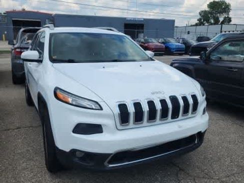 Used 2016 Jeep Cherokee Limited AWD/4WD image 3