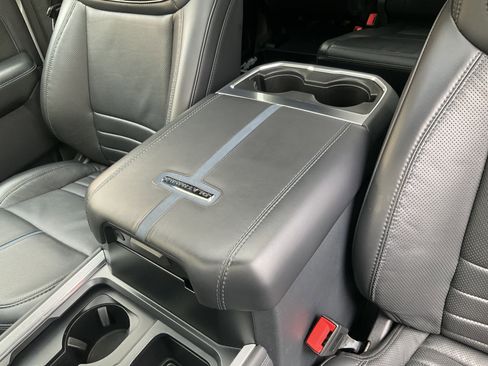 Used 2025 Ford F350 Platinum w/ FX4 Off-Road Package image 25