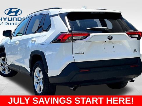 Used 2021 Toyota RAV4 LE AWD/4WD image 5