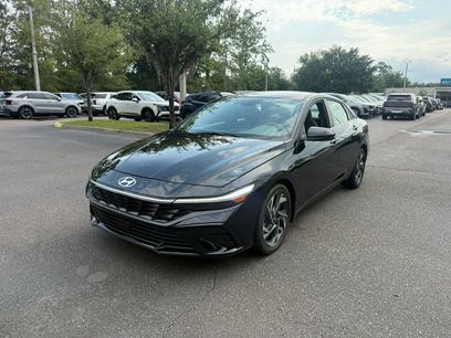 Used 2025 Hyundai Elantra SEL